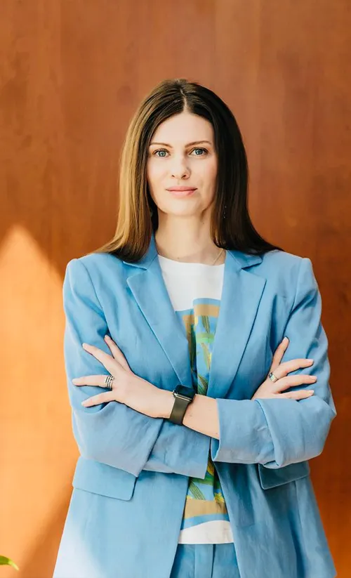 Вера Плешакова
