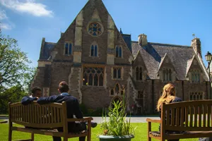 Школы-пансионы для мальчиков/ девочек в Англии. В чем особенности? - 6