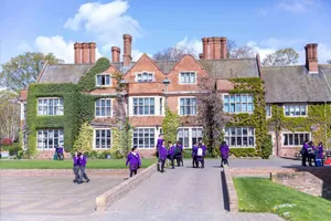 Школы-пансионы для мальчиков/ девочек в Англии. В чем особенности? - 8